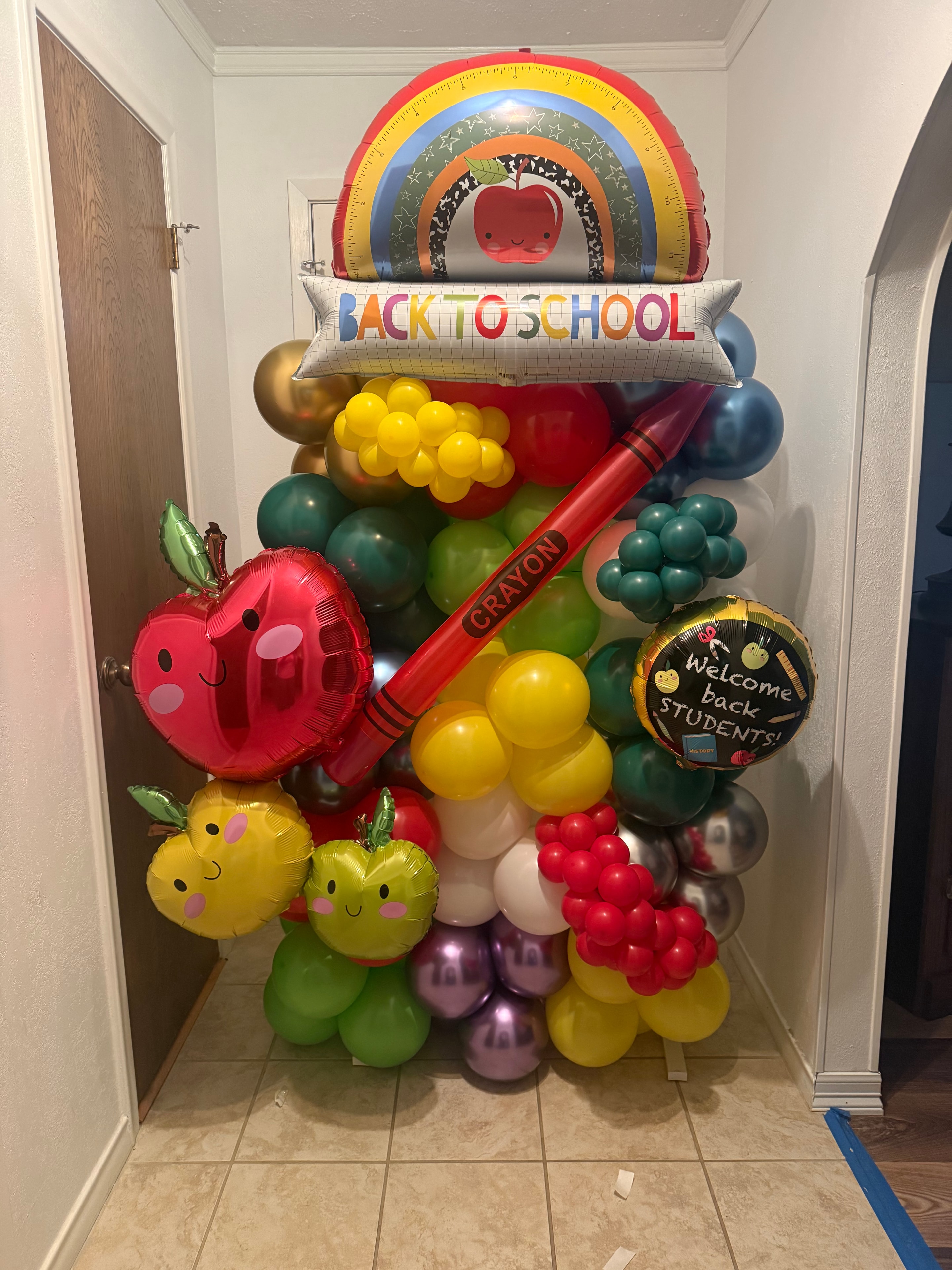 Back to school balloon decoration display